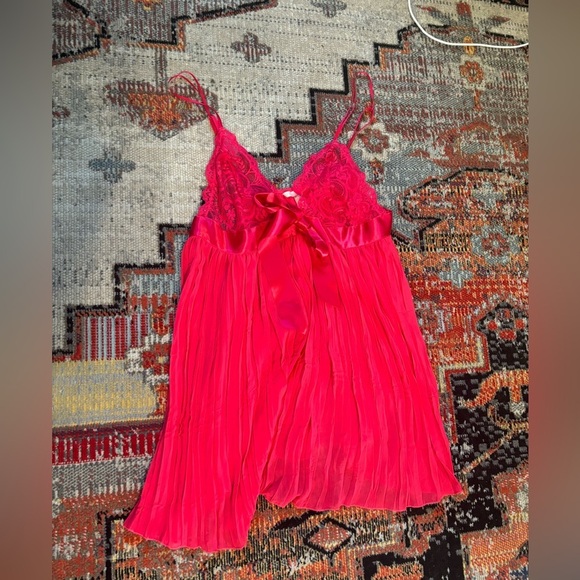 Victorias Secret pleated babydoll Size Large - Picture 1 of 5